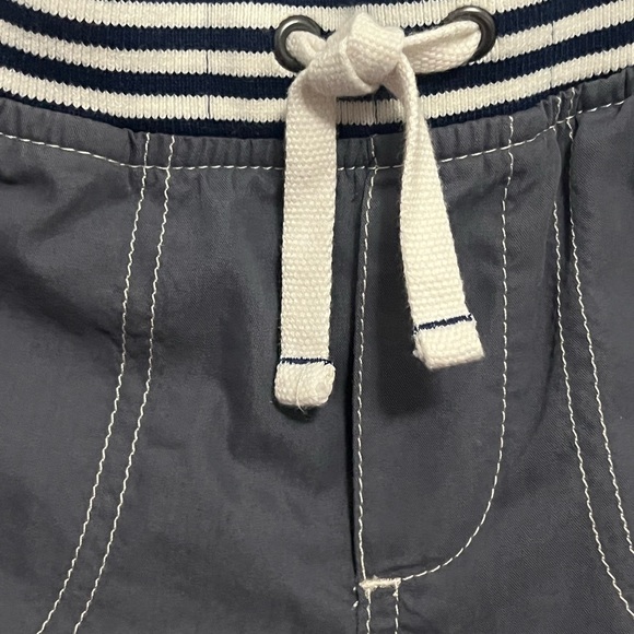 Mini Boden Gray Adventure Shorts. Size 4years - Picture 10 of 11
